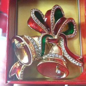 2015 Avon Christmas Bells Brooch